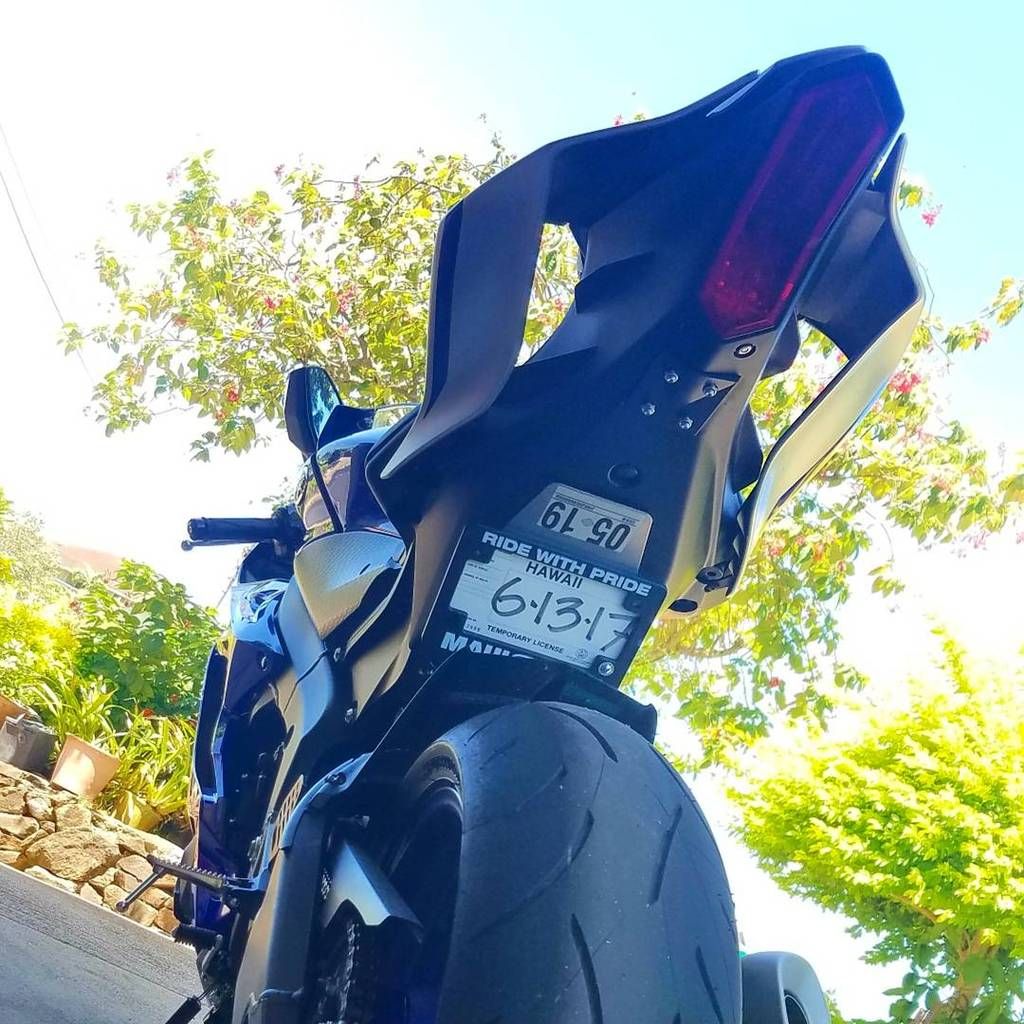 r6 undertail exhaust